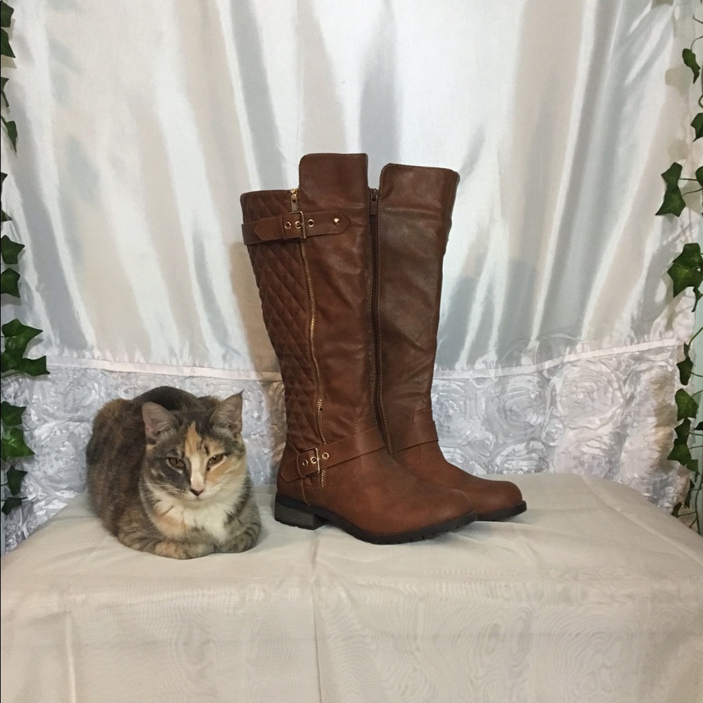 Brown Quilted Boots with Gold Zipper and Buckle